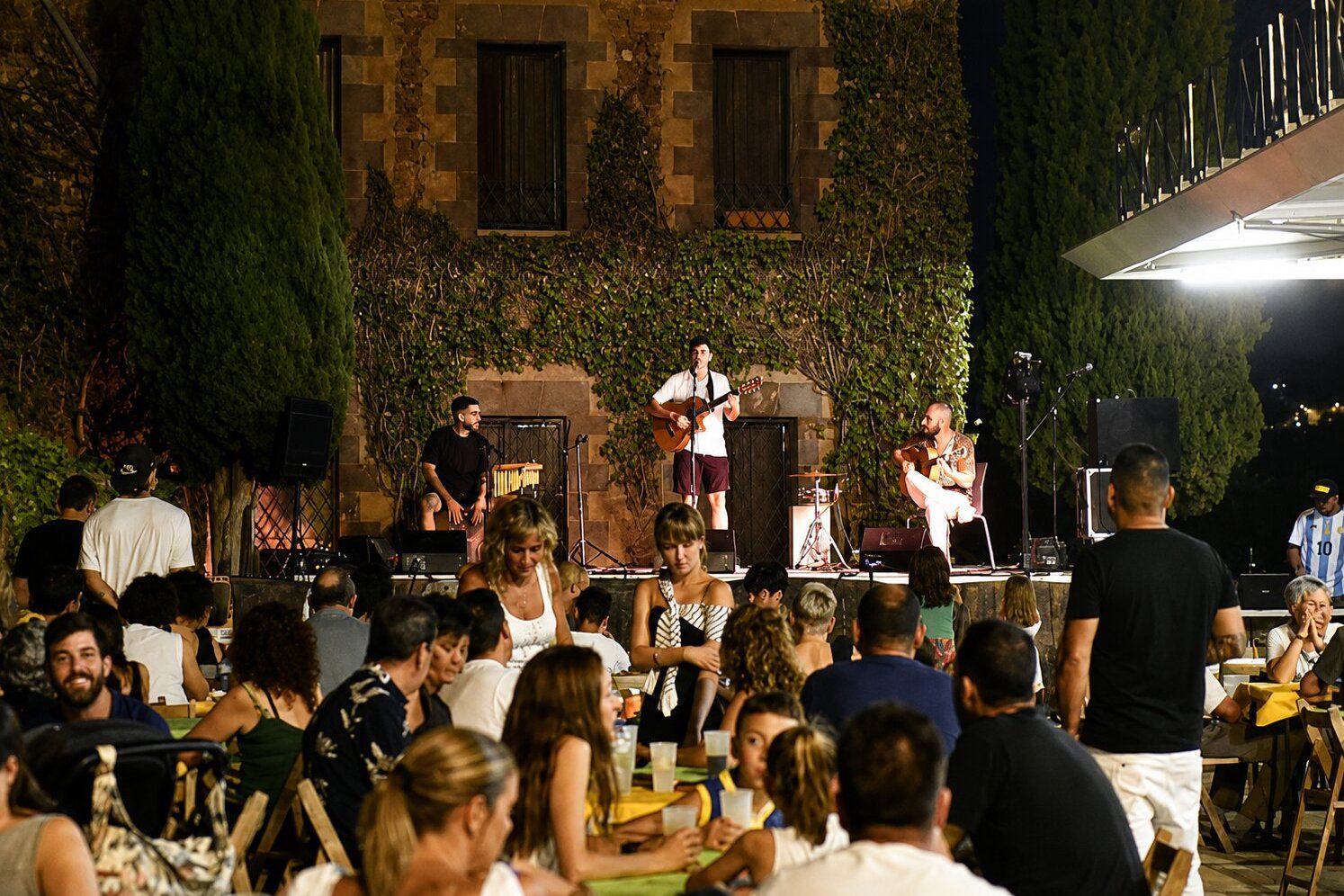 Vespres a l’Era del Mas de Sant Joan